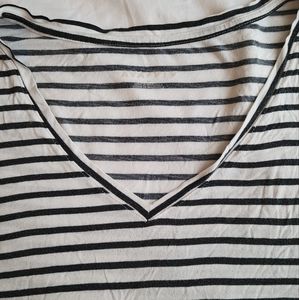 Modal striped v-neck